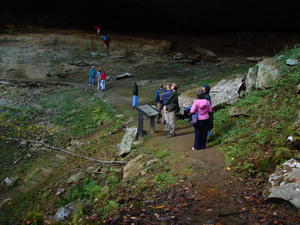 Sabbath we hiked with Daniel's family and some friends from church, down to Yahoo Falls and Yahoo Arch.