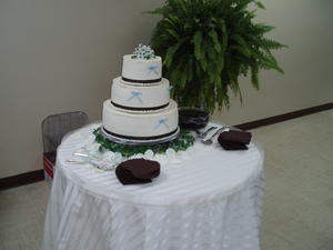 The wedding cake.