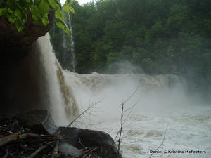 Here's a closer view of Cumberland Falls--this time at full flooding! The roar of the falls is so loud we can hear it from our house!