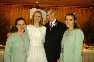 Our two maids of honor, Kimberly and Elisabeth--who also worked the hardest!