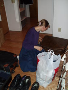 Packing to go back home to Kentucky! So sad to say goodbye to family and friends, but so NICE to be back HOME!