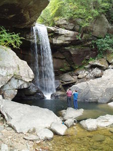 David had just arrived from India, so he and Lucas enjoyed taking pictures of the falls.