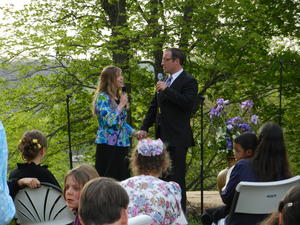 Allison and Alexander singing special music.