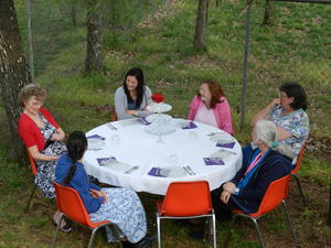 Jennita and some of the other guests visiting.