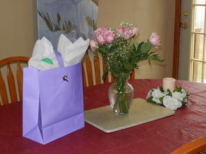 Our third anniversary! Daniel got Kristina flowers and some very nice gifts.