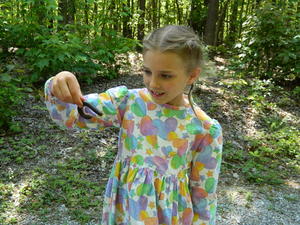 Daniel and a few others went for a hike. Gracie found a friend on the trail!