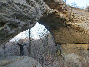 LydiaLaJewel under the arch