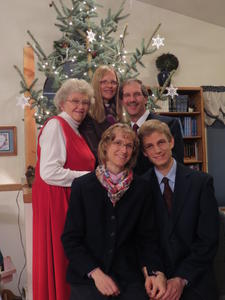 Family picture time! This time missing Erick... He is in Thailand right now as a missionary.